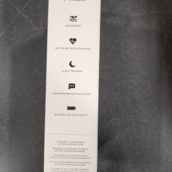 FITBIT VERSA LITE EDITION - Picture 6 of 14